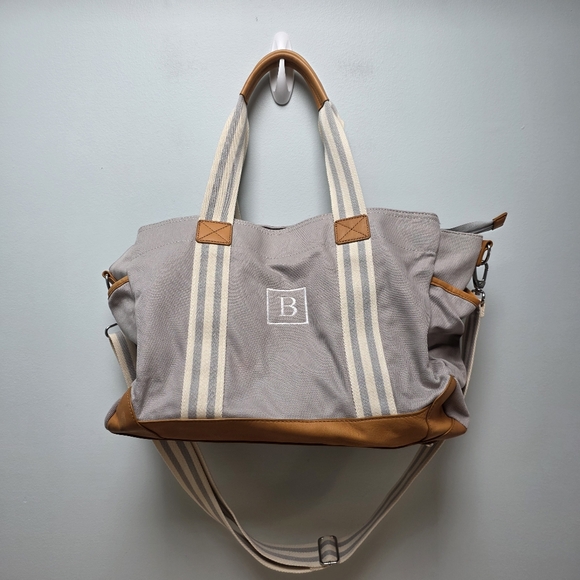 POTTERY BARN | ClassIc Diaper Bag, Gray and White, Monagrammed "B" - Picture 2 of 5